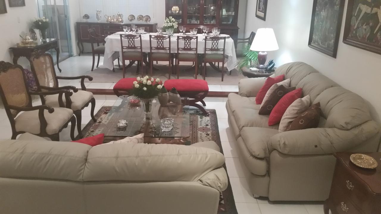 דירות סנטה קרוז דה לה סיירה Casa De Leny Cerca De La Feria Exposicion מראה חיצוני תמונה